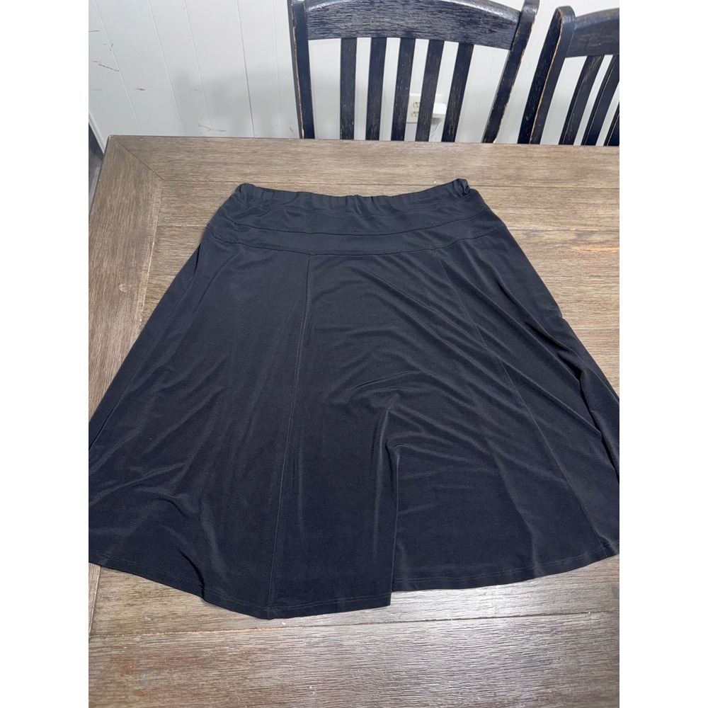 Dressbarn Womens Plus Size 18/20 Black Elastic Waist A-Line Jersey Knit Skirt